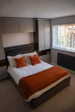 Hotels in Sandhurst